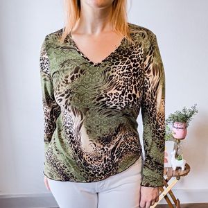 Y2K Asymmetrical Long Sleeve Cabbage Hem Top